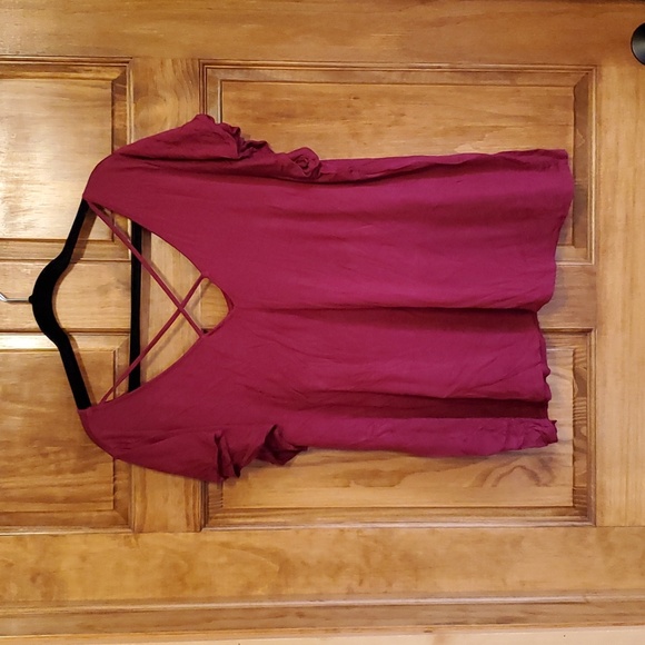 EUC Modcloth V Neck Criss Cross Back Maroon Size 3X - Picture 3 of 3